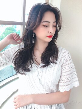 アフロート ディル(AFLOAT D'L) みきなシースルーバング韓国アイドルヘア人気髪型長め前髪小顔