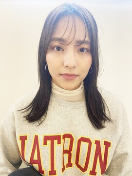 ファルベ(hair&make farbe) シースルーバンク×ストレート