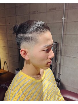 ルポ(repos) スキンフェード×マンバン