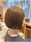 ショートボブ