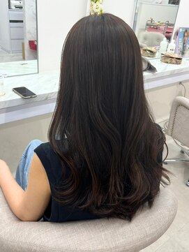 エレラビューティー(ELERA beauty) 艶髪ロングレイヤー/透明感ショコラブラウン