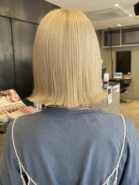 コージーベルベット(Cosy Velvet) 切りっぱなしボブ