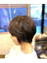 ヘアー グリーン(hair green) 綺麗フォルムエレガントショート40代50代