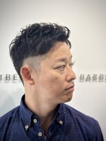 リバティシェアバーバー 銀座(LIBERTY SHARE BARBER) パーマ風癖毛ショート