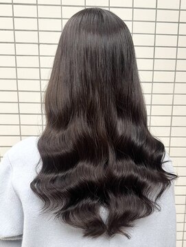 ラウレア(LAULEA) コテ巻き風パーマ/デジタルパーマ/韓国風パーマ/韓国ヘア/カット