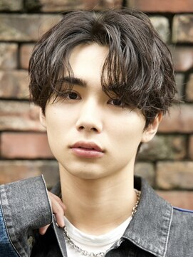 ルーシー 渋谷(LUCEY) センターパートフェザーパーマシャドウパーマメンズパーマ