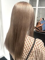 ココ 本八幡(KOKO)&nbsp;M黒髪小顔ヘアオリーブグレー艶髪クラゲヘアーココアベージュ