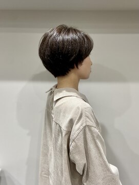 ルネ(Rune) ショートカット／アッシュブラウン