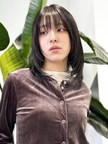 ノラ ウメダ(NORA UMEDA) シャギーレイヤースタイル