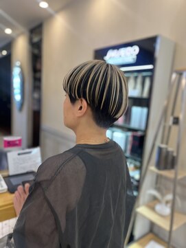 シャンプーボーイ セントラル 博多(SHAMPOO BOY central) アンブレラ大人ショート