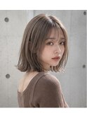 ミルクティーベージュくびれボブ
