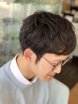 シン(SHIN) 無造作パーマ