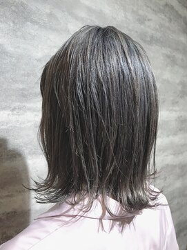 ヘアー ブランコ(hair Blanco) ダメージレスブリーチ＆カラー♪♪グレー
