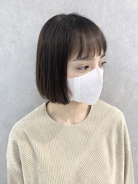 イリ(iri) 〈お客様スタイル〉ぱっつりBOB