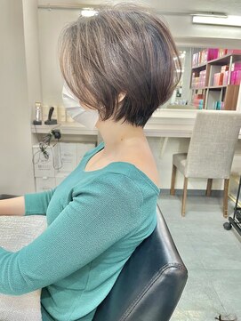 カルナ バイ エルモ(calna by ELMO) 前髪なしハンサムショート