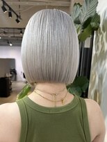 メリー オオサカ(Merly Osaka)&nbsp;ホワイトカラー好き必見！ほとんど白カラー_snow ash_