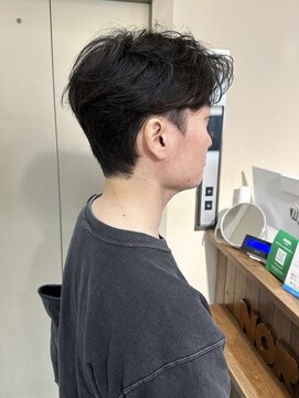 シティ(CITY) ダウンパーマ センターパート 韓国ヘア 表参道