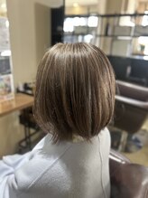 サワロヘア(Saguaro hair) 30代40代/50代/白髪ぼかしハイライト/ミルクティーグレージュ