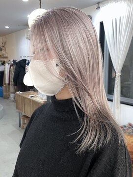 カルテ(QUARTE) 色落ちも綺麗　パールベージュ