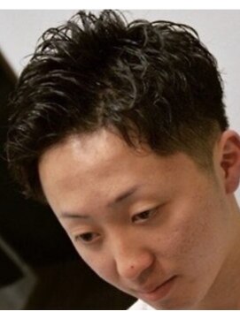 バーバースタイルズ 船橋店 ツーブロック×七三パートカジュアルスタイル<船橋><理容室>