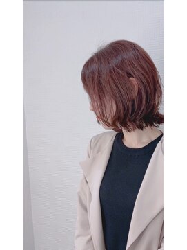 ヴィアーレアンクスタイル(VIALE Ank style) レイヤーボブ＋ストロベリーカラー