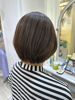 アミュー(amiu)&nbsp;初めての縮毛矯正をしてあつかいやすいショートヘアに