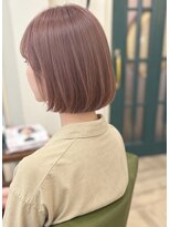 ソレイユ 新宿御苑前 (SOLEIL) 伸ばしかけの人にオススメなまるみのあるショートボブ
