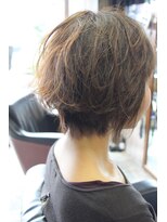 オーバーキャプテンネイキッド(OVER CAPTAIN NAKED) キャリアウーマン*外ハネフェザーショート