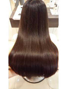 クロップ エス 茅ヶ崎本店(crop es) イルミナの透明感