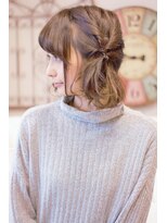 メイズ(MAZE)&nbsp;【メイズ東中野・鍛原志行】くるりんぱ簡単ローツインテール