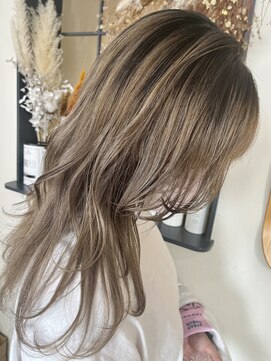 ブルーアンドカンパニー(BLUE&Co.) バレイヤージュ/ベージュ