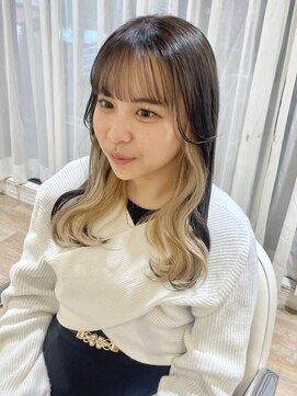 ネオリーブ チロル 横浜西口店(Neolive CiroL.) インナーカラー ホワイトベージュ ケアブリーチ ハイトーン