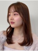 顔周りレイヤーカットくびれヘアミルクティーベージュカラー