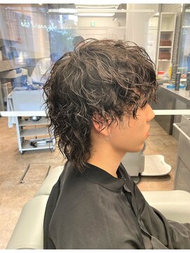 ノイセル 心斎橋(Noisyle) 緩めスパイラルパーマ×ウルフ