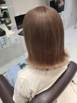 スリーヘアーデザインズ(Three Hair Designs) a