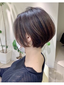 アイ(I.) 【 Ｉ. 】30代からのナチュラル前下がりショートボブ　川口