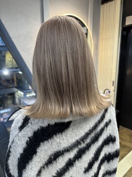 ジゼル(GiseL) 季節感たっぷりホワイトベージュ