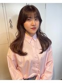 ピンクベージュ