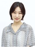 外はねボブ　センターパート　前髪なし　大人可愛いボブ