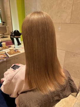 アクセル エルヴェ 佐野店(AXCEL E'LEVER) 明るめミルクティー