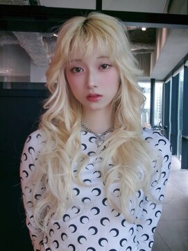 アルバム 渋谷パルコ(ALBUM) ブリーチホワイトベージュロング前髪カット_F0528