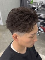エデアンホンテン メンズサロン(EDEAN 本店 (旧:EDEAN 上通)) 熊本フェザーパーマ メンズショート 刈り上げセンターパート