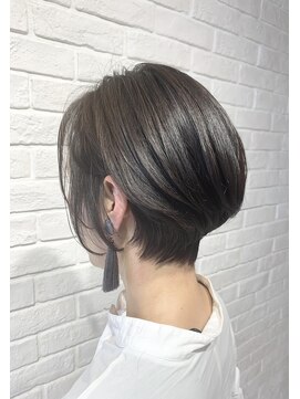ヘア スパ ビューティー エールフォルム(HAIR SPA BEAUTY YELLFORME) 前下がりショートボブ