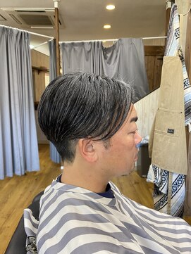 MEN’S HAIR/サーフカール/刈り上げセンターパート/印西