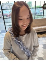 リベラル(liberal) 前髪なし 顔周りレイヤー 艶オリーブベージュ【20代/30代/40代】