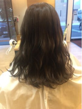 ベルポートヘア(Bellport hair) 絶妙透明感アッシュベージュ