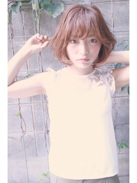 ヘアーズ ギュゼルバヤン(hair’s Guzel Bayan) フェミニンボブ