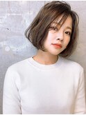 メイクと女性像で似合わせる万能ボブ