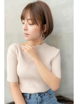 メゾンバイハバナ(maison by HAVANA) 大人かわいいピンクベージュインナーカラーマッシュショートボブ