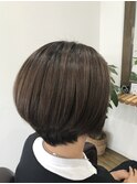 ショートボブ